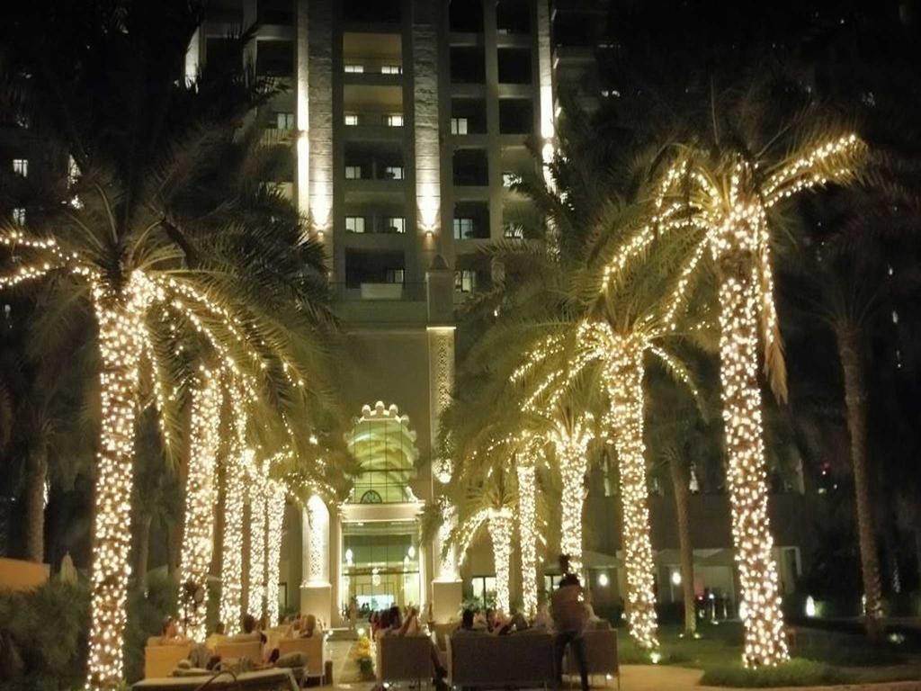 Beachfront Two Bedrooms On Palm Jumeirah By Deluxe Holiday Homes ドバイ エクステリア 写真